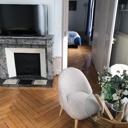 4 People+Free Street Parking+Cosy Centre Ville Apartamento Ruan Exterior foto