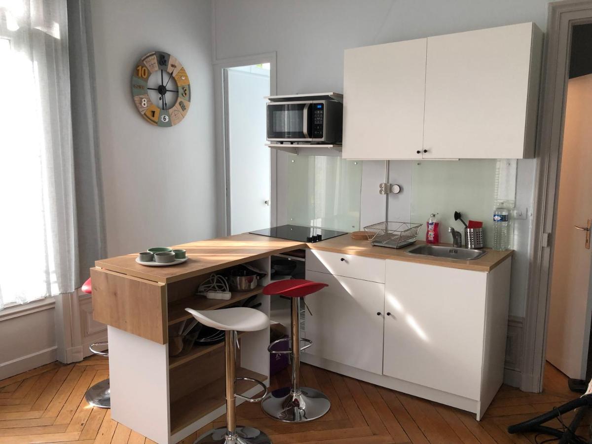 4 People+Free Street Parking+Cosy Centre Ville Apartamento Ruan Exterior foto