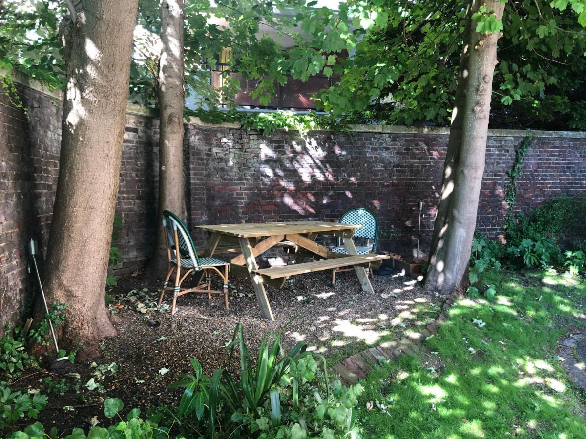4 People+Free Street Parking+Cosy Centre Ville Apartamento Ruan Exterior foto